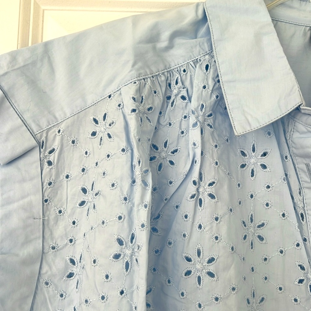 Button up shirt - Picture 3 of 3